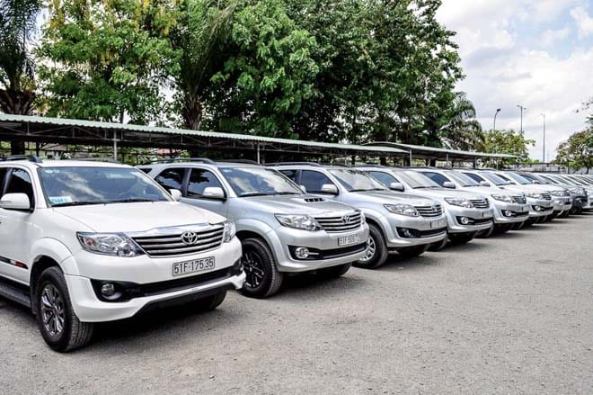Đội xe du lịch đa dạng, sẵn sàng cho thuê tự lái tại TPHCM