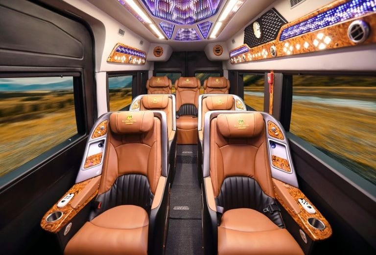 Đơn vị Việt Anh cung cấp dòng xe limousine Móng Cái Hà Nội hạng sang, tạo cảm giác thoải mái cho hành khách