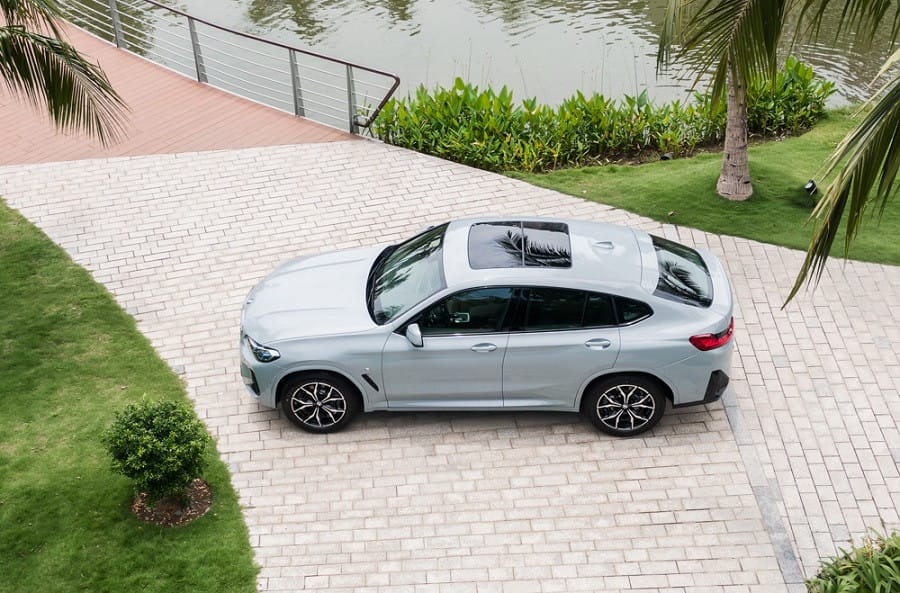 Động cơ 2.0L tăng áp mạnh mẽ của BMW X4 xDrive20i M Sport