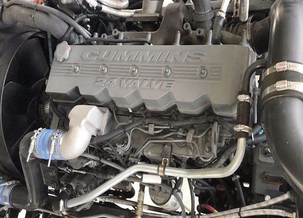 Động cơ Cummins ISB180 50 trên xe tải Dongfeng