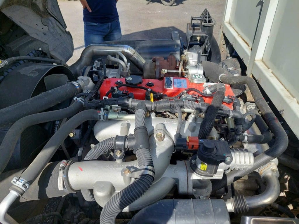 Động cơ Isuzu của xe tải Thaco Ollin 3 5 tấn cũ S700