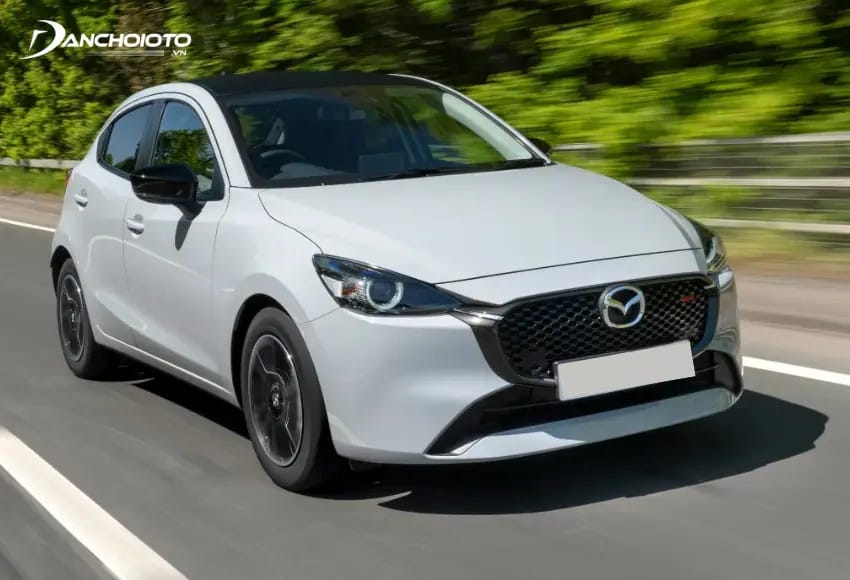 Động cơ Skyactiv-G 1.5L của Mazda 2 mang lại hiệu suất mạnh mẽ và tiết kiệm