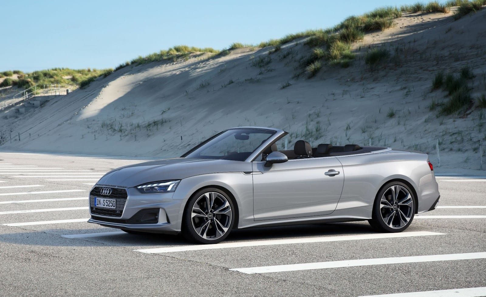Dòng xe Convertible/Cabriolet mui trần, mang lại trải nghiệm lái xe độc đáo