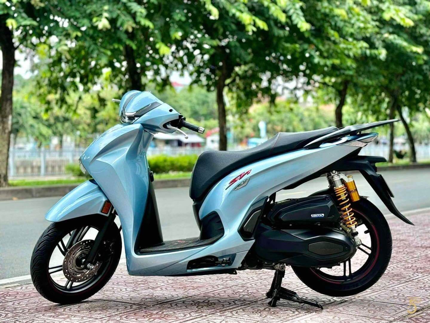 Dòng xe tay ga SH 350i sở hữu thiết kế mạnh mẽ và hiện đại