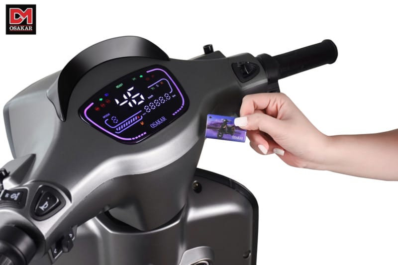 Dung lượng pin lớn giúp xe di chuyển xa hơn nhưng cũng tăng chi phí sạc điện