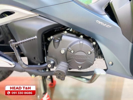 Đuôi xe Honda Future 125 FI với đèn hậu LED