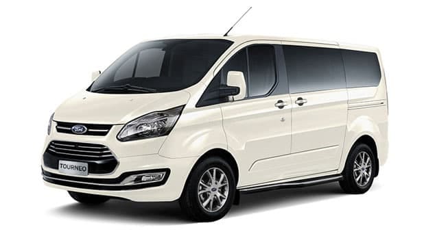 Ford Tourneo 7 chỗ màu trắng kim cương sang trọng