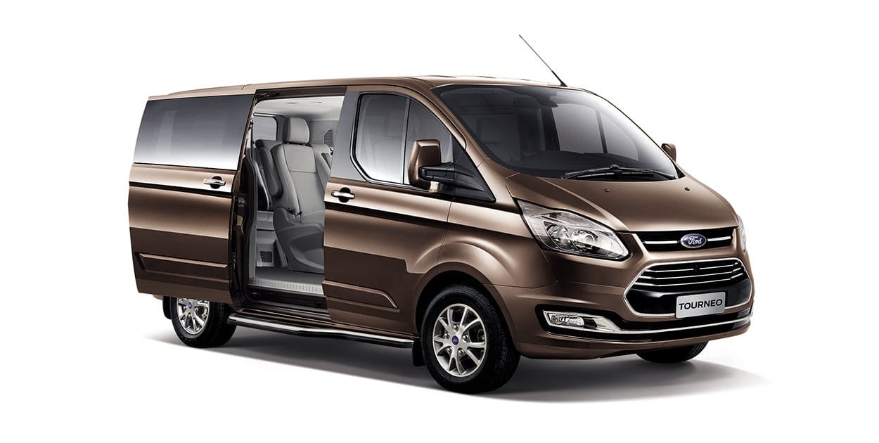 Ford Tourneo - xe ô tô 9 chỗ với thiết kế hiện đại