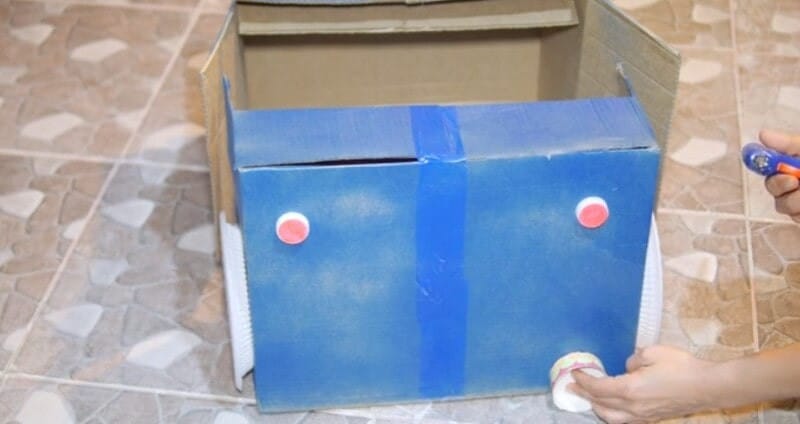 Gắn đèn pha và phụ kiện phía trước cho xe tải tự chế