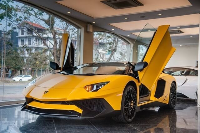 giá siêu xe Lamborghini Aventador SV Roadster