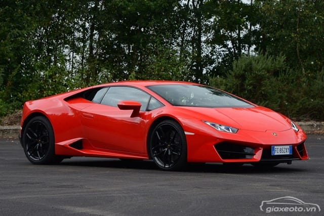 giá xe Lamborghini Huracan LP580-2