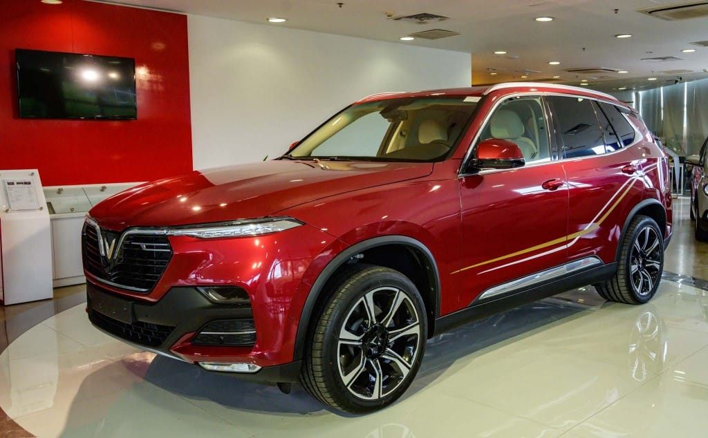 Giá xe VinFast Lux SA 2.0