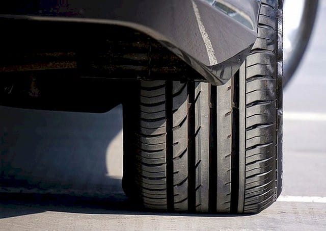 Giải pháp khắc phục vô lăng trả lái chậm hiệu quả