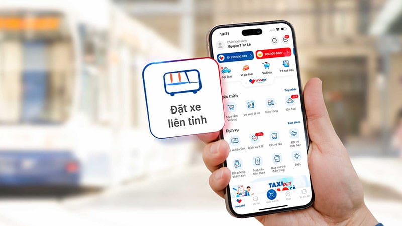 Giao diện ứng dụng đặt xe trên điện thoại thông minh, minh họa cách thức tiện lợi để tìm kiếm và đặt dịch vụ xe limousine, phục vụ nhu cầu di chuyển sang trọng của khách hàng.