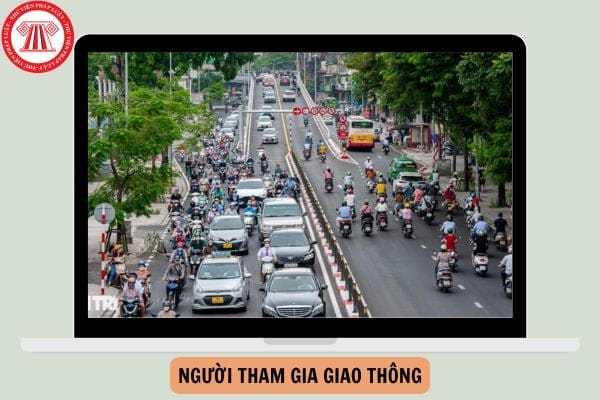 Giao thông đông đúc tại ngã tư, minh họa người tham gia giao thông tuân thủ quy tắc đường bộ