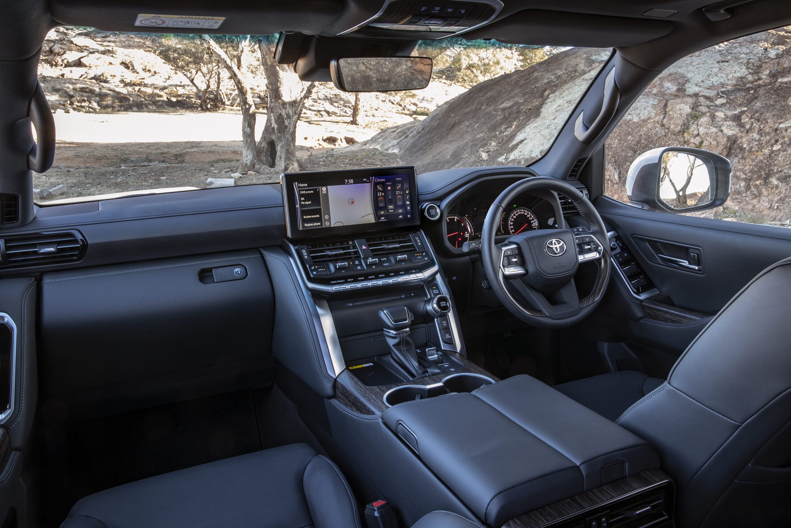 Hàng ghế sau của Toyota Land Cruiser 2022