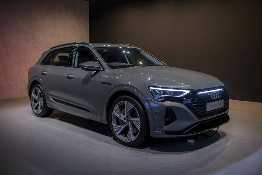 Hãng xe Audi với logo bốn vòng tròn