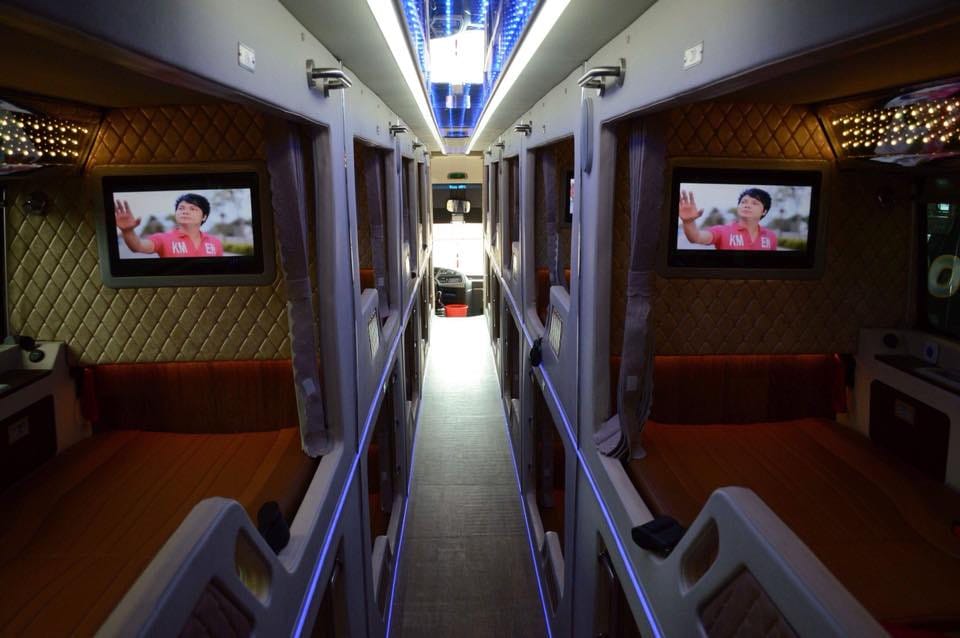 Hành khách trải nghiệm dòng xe giường nằm limousine của nhà xe Cúc Tư