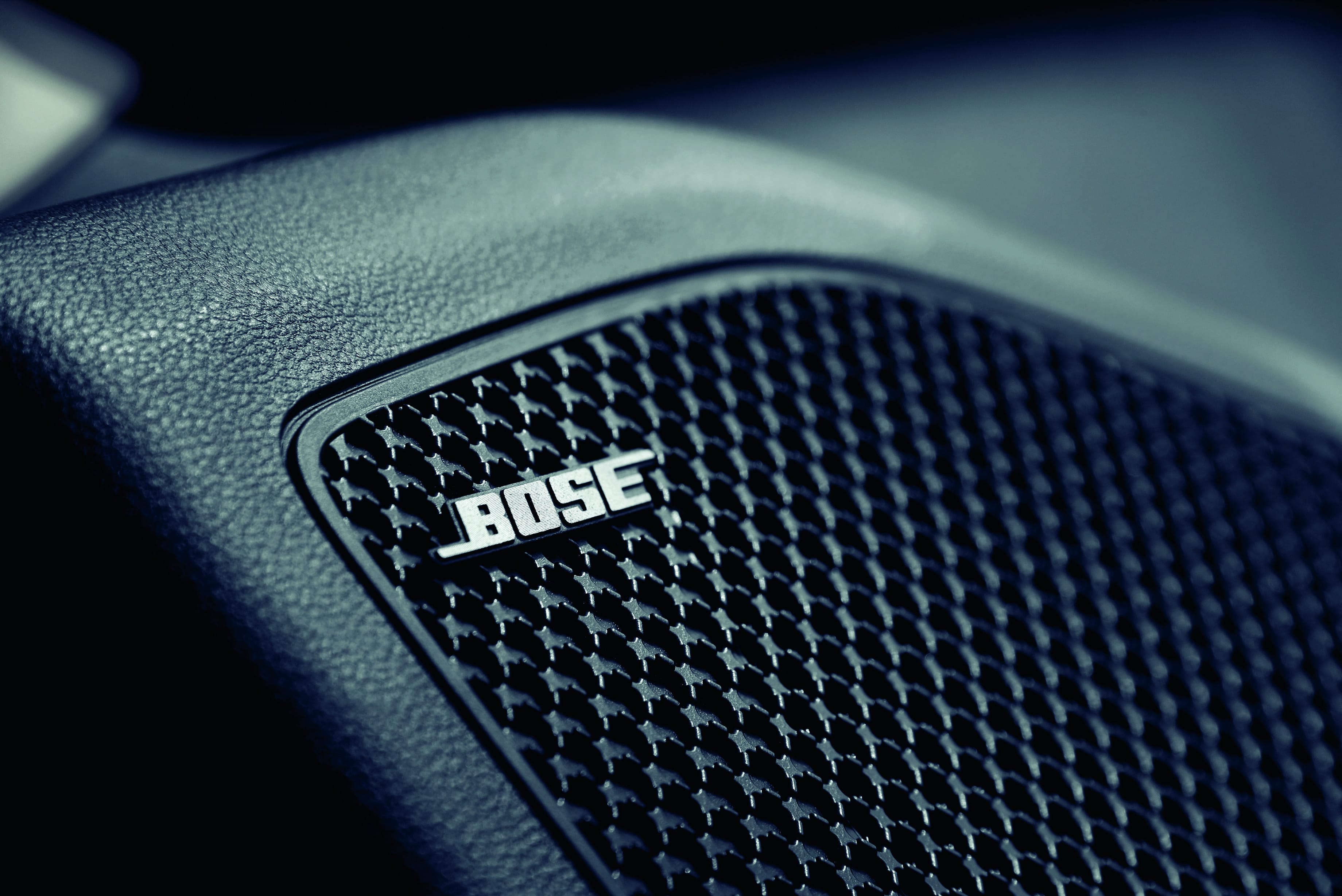 Hệ thống 8 loa Bose sẽ có trên phiên bản