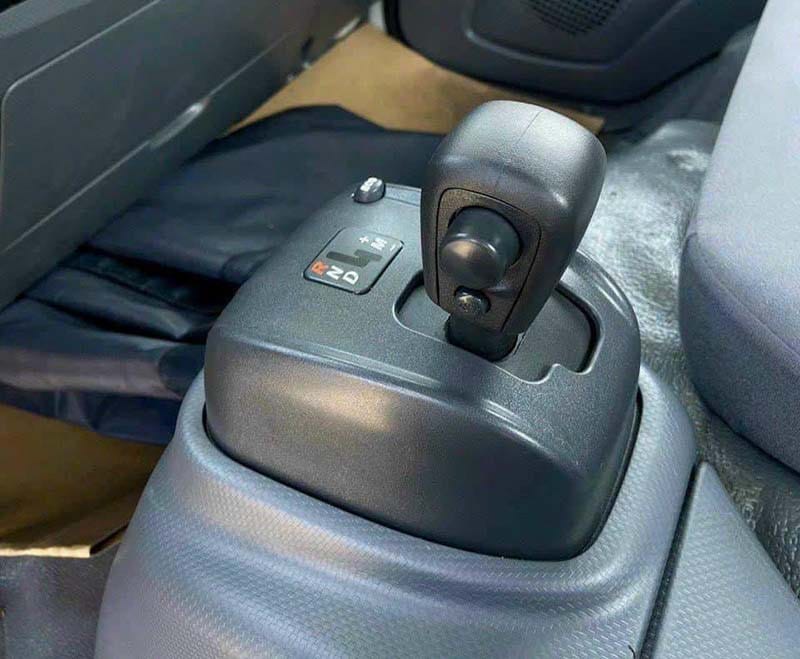 Hệ thống cần số tự động tiên tiến trên xe tải Isuzu