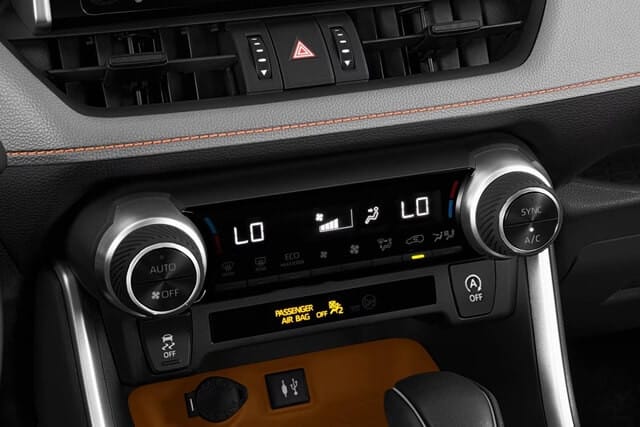 Hệ thống điều hòa tiện nghi trên Toyota RAV4