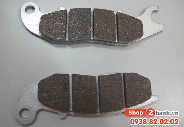 Hệ thống phanh xe bị ngấm nước dẫn đến bó máy
