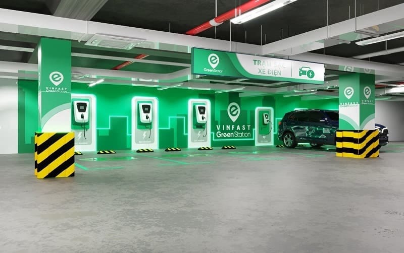 Hệ thống trạm sạc và dịch vụ đổi pin của VinFast