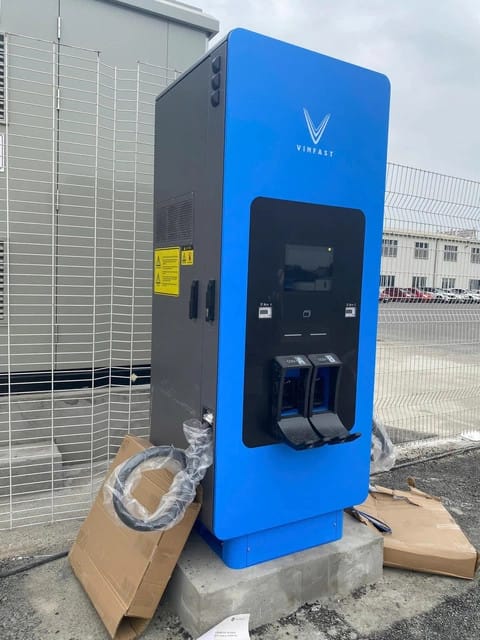 Hệ thống trụ sạc xe buýt điện cho đội xe VinFast