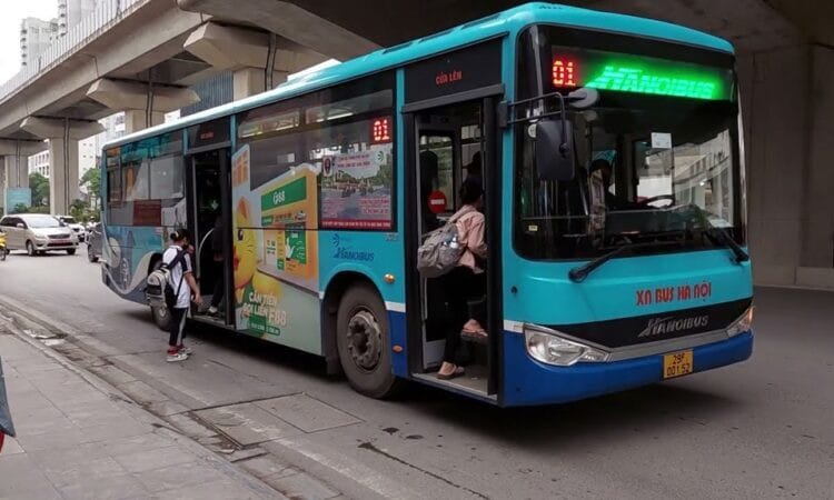 Hệ thống xe buýt công cộng đến Bến xe Gia Lâm