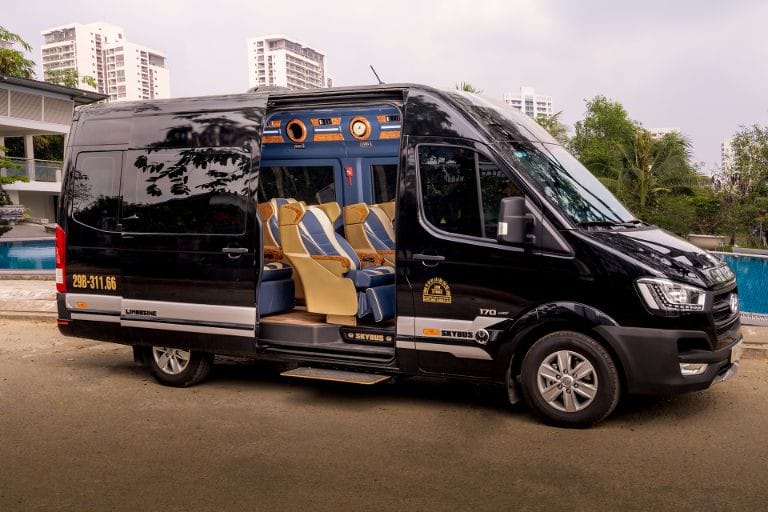 Hệ thống xe chất lượng của Sao Mai Limousine trên các tuyến đường trọng điểm, bao gồm Hải Phòng Thanh Hóa