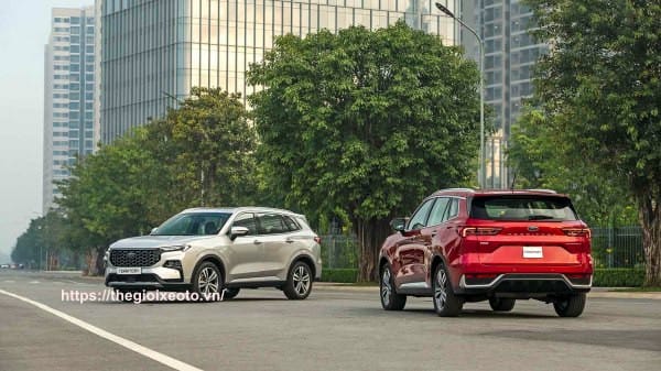 Hình ảnh tổng thể xe Ford Territory 2024 màu trắng