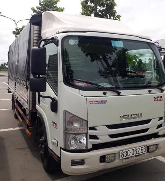 Hình ảnh tổng thể xe tải Isuzu 3.5 tấn cũ đời 2018
