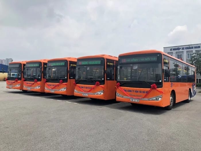Hình ảnh xe buýt chất lượng cao số 68 phục vụ lộ trình Hà Đông Sân bay Nội Bài
