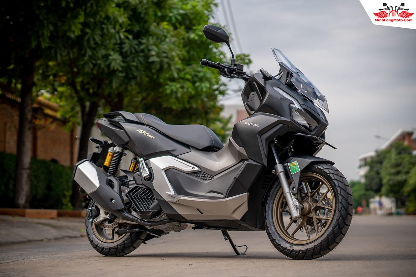 Hình ảnh xe Honda ADV 160, một mẫu xe tay ga nam địa hình được ưa chuộng.