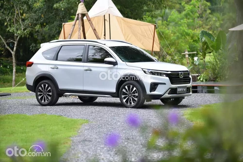 Hình ảnh xe Honda BR-V mới, thể hiện sự năng động trong danh mục giá xe Honda ô tô.