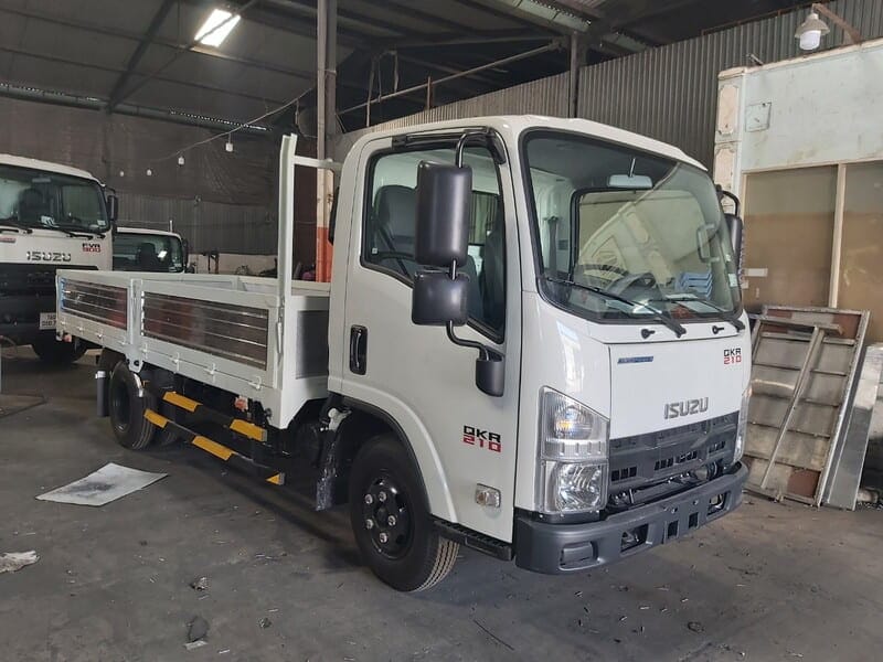 Hình ảnh xe Isuzu QKR 210 thùng lửng