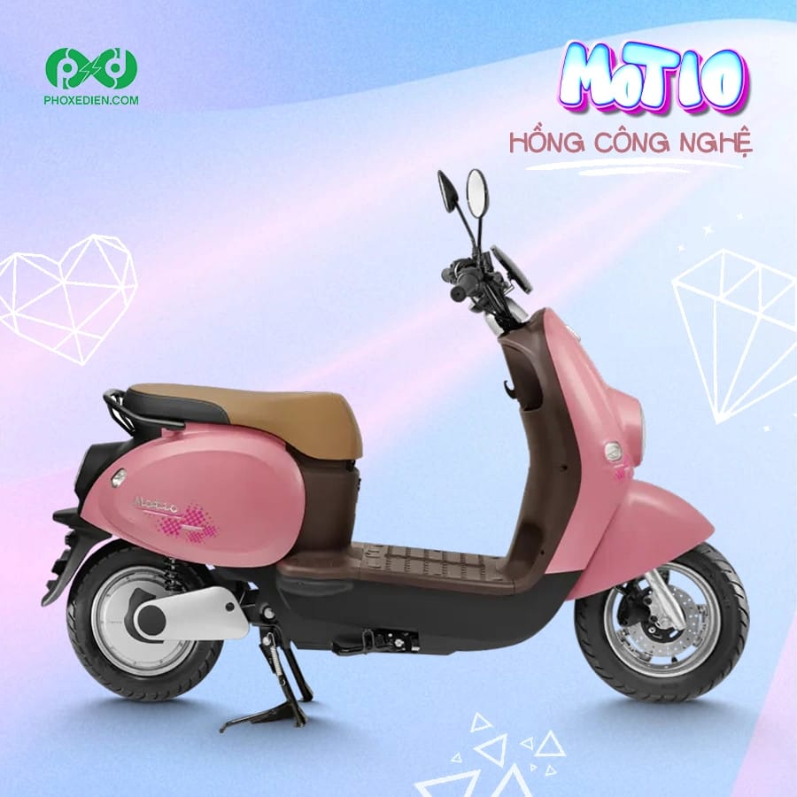 Hình ảnh xe máy điện VinFast Motio màu hồng năng động, thể hiện thiết kế dành riêng cho nữ giới trong dải sản phẩm xe điện Vinfast