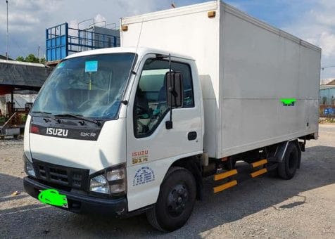 Hình ảnh xe tải Isuzu cũ giá tốt tại Bình Dương