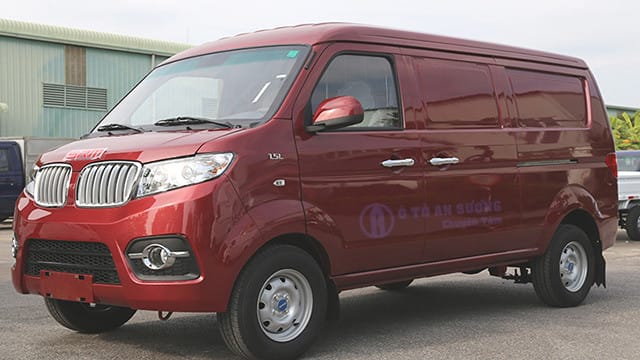 Hình ảnh xe tải van SRM X30 2 chỗ tiện lợi