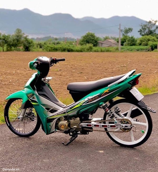 Hình nền xe tải độ thể hiện phong cách cá nhân