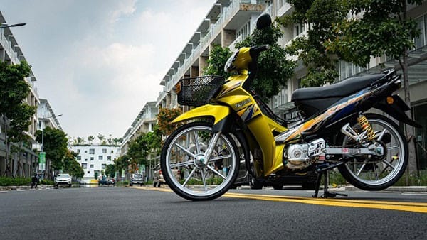 Hình nền xe tải độ từ góc nhìn độc đáo