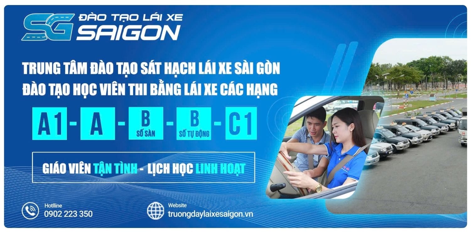 Học viên chuẩn bị hồ sơ và kiến thức để thi bằng lái xe máy A1