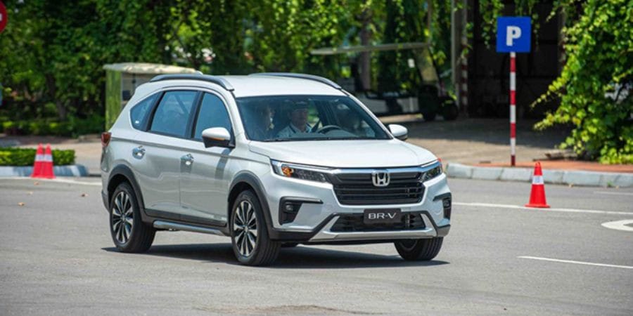 Honda BR-V, mẫu SUV 7 chỗ với thiết kế thể thao và gói an toàn Honda SENSING cao cấp