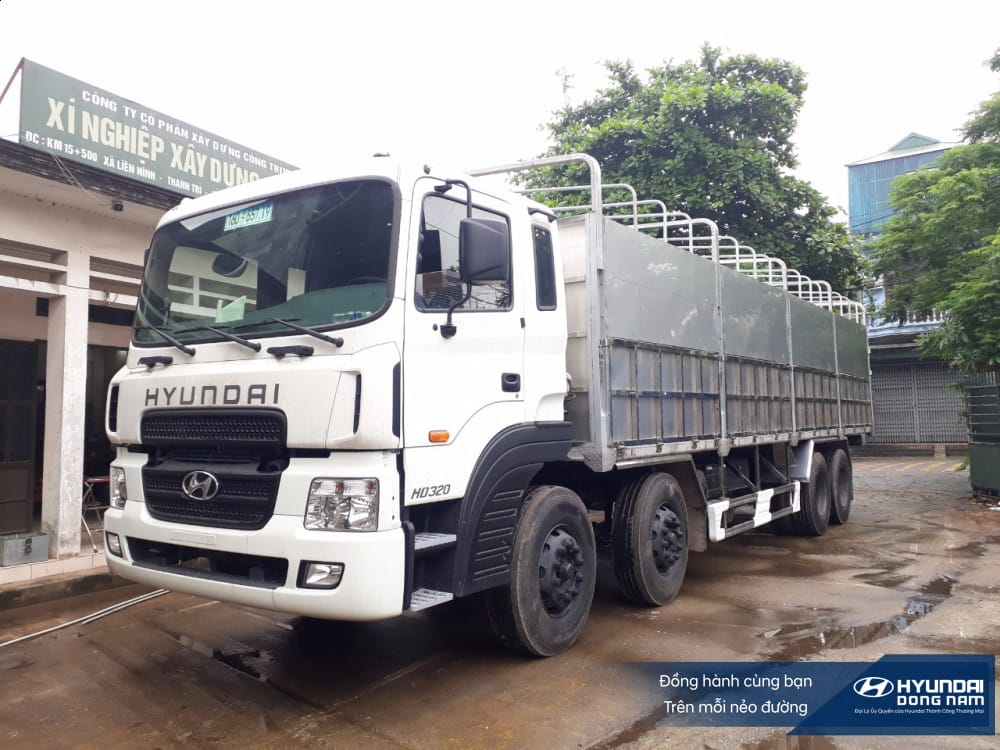 Hyundai HD320 4 chân nhập khẩu, chuyên chở hàng nặng, tìm hiểu giá xe tải Hyundai HD320
