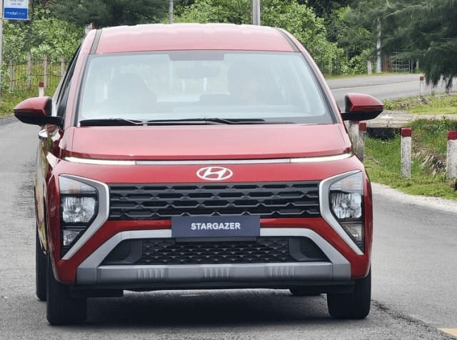 Hyundai Stargazer Premium - Giá ô tô Hyundai