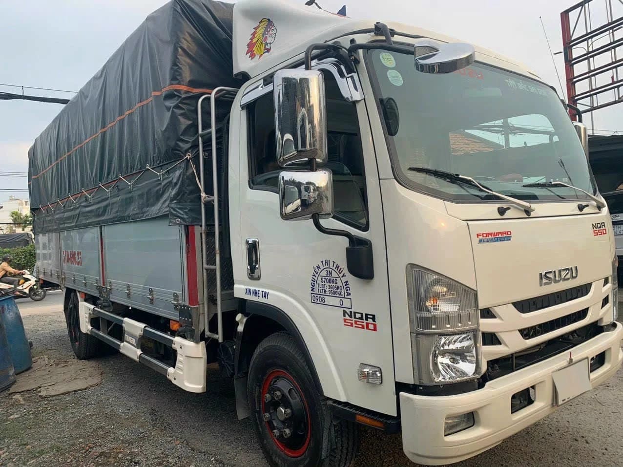 Isuzu 5 tấn cũ đời 2023