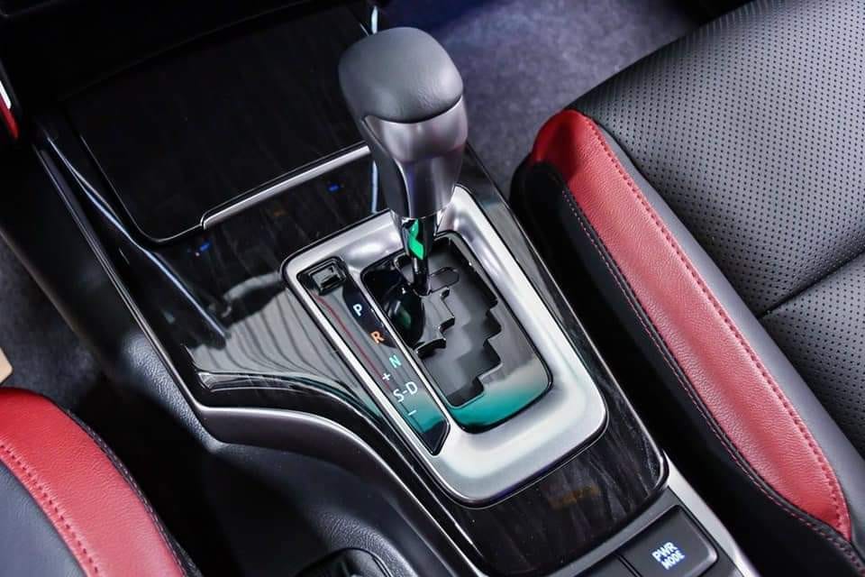Khả năng vận hành mạnh mẽ trên địa hình đa dạng của Fortuner Legender 2.4AT 4x2.