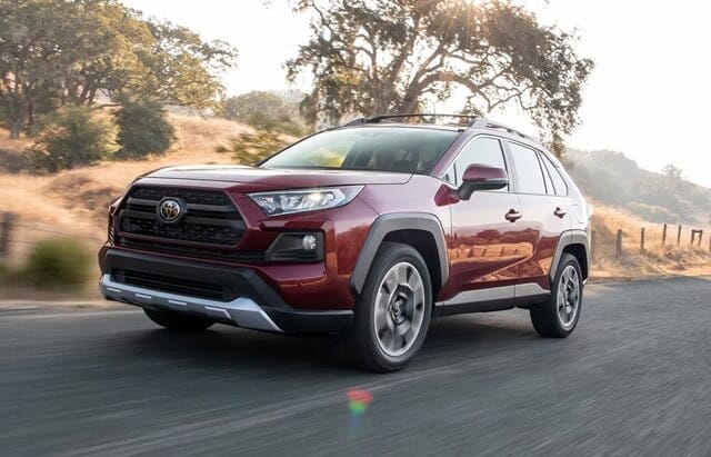 Khả năng vận hành vượt trội của Toyota RAV4 2025