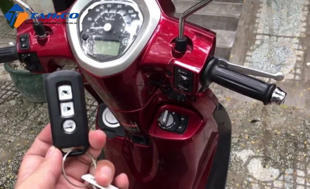 Khắc phục lỗi Smartkey khi xe Vision không lên điện