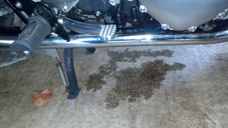 Khắc phục xe bị rò xăng để hạn chế nguy cơ cháy nổ
